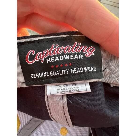 Captivating Headwear vintage Michigan Wolverines blue cap embroidered adjustable - Picture 7 of 8